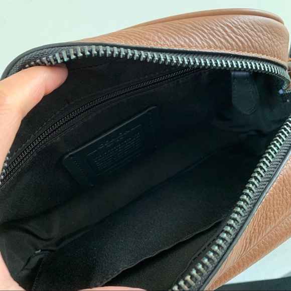NWT Coach Thompson Small Camera Bag - Picture 17 of 17